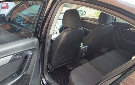 Volkswagen Passat B7, 2011 год, 1 395 000 рублей, 10 фотография