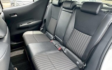 Toyota Aqua, 2023 год, 1 218 000 рублей, 16 фотография