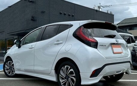 Toyota Aqua, 2023 год, 1 218 000 рублей, 8 фотография