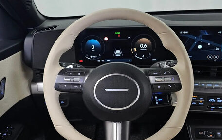 Hyundai Kona, 2023 год, 1 768 000 рублей, 19 фотография