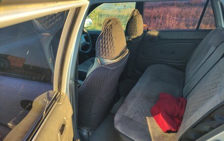 Toyota Corolla, 2001 год, 275 000 рублей, 11 фотография