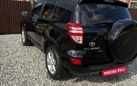 Toyota RAV4, 2011 год, 1 299 999 рублей, 2 фотография