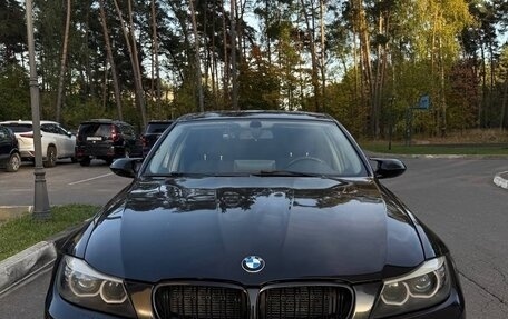 BMW 3 серия, 2011 год, 1 200 000 рублей, 2 фотография