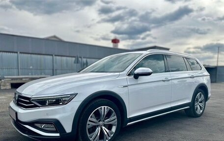 Volkswagen Passat B8 рестайлинг, 2020 год, 3 000 000 рублей, 2 фотография
