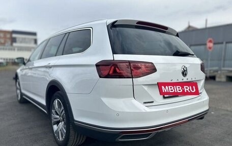 Volkswagen Passat B8 рестайлинг, 2020 год, 3 000 000 рублей, 5 фотография