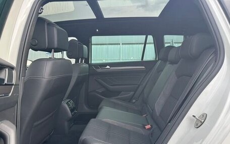 Volkswagen Passat B8 рестайлинг, 2020 год, 3 000 000 рублей, 11 фотография