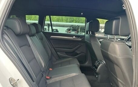 Volkswagen Passat B8 рестайлинг, 2020 год, 3 000 000 рублей, 12 фотография
