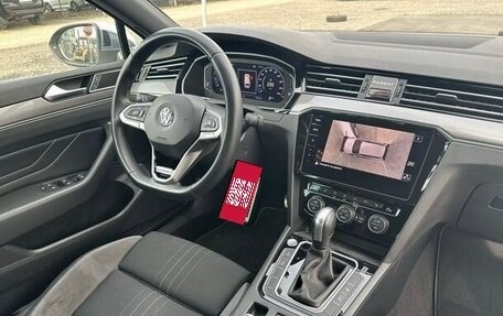 Volkswagen Passat B8 рестайлинг, 2020 год, 3 000 000 рублей, 13 фотография