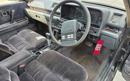 Mitsubishi Debonair II, 1987 год, 140 000 рублей, 8 фотография