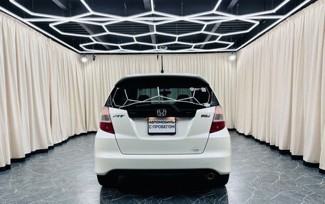 Honda Fit III, 2010 год, 999 000 рублей, 5 фотография