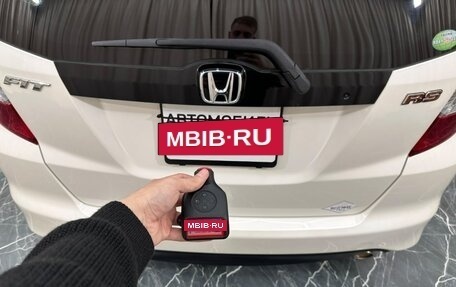 Honda Fit III, 2010 год, 999 000 рублей, 25 фотография