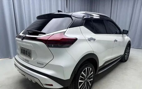 Nissan Kicks I, 2022 год, 1 800 000 рублей, 4 фотография