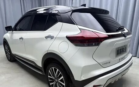 Nissan Kicks I, 2022 год, 1 800 000 рублей, 5 фотография