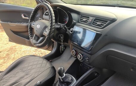 KIA Rio III рестайлинг, 2012 год, 820 000 рублей, 25 фотография