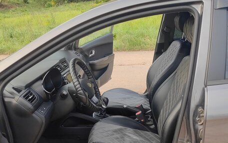 KIA Rio III рестайлинг, 2012 год, 820 000 рублей, 24 фотография