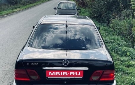 Mercedes-Benz E-Класс, 1997 год, 199 999 рублей, 5 фотография