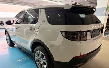 Land Rover Discovery Sport I рестайлинг, 2022 год, 2 550 001 рублей, 2 фотография