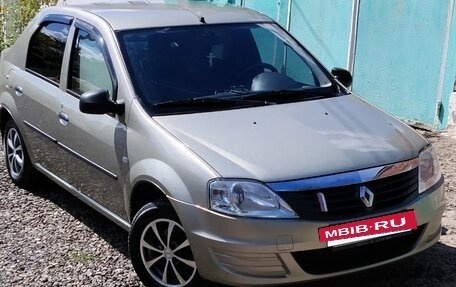 Renault Logan I, 2011 год, 650 000 рублей, 2 фотография