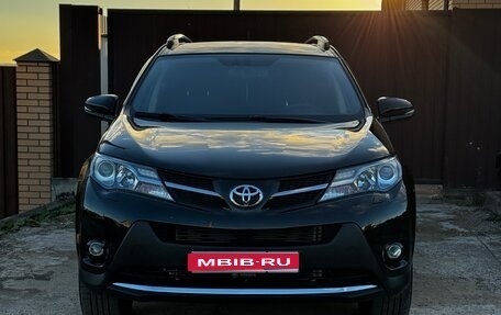 Toyota RAV4, 2015 год, 2 300 000 рублей, 1 фотография