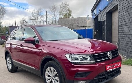 Volkswagen Tiguan II, 2017 год, 2 750 000 рублей, 3 фотография