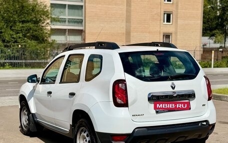 Renault Duster I рестайлинг, 2015 год, 965 000 рублей, 5 фотография