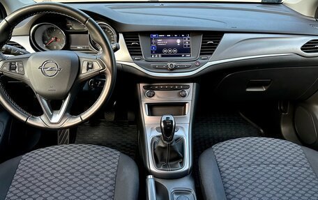 Opel Astra K, 2020 год, 1 380 000 рублей, 7 фотография