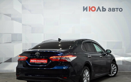 Toyota Camry, 2019 год, 3 250 000 рублей, 4 фотография