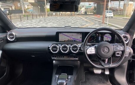 Mercedes-Benz CLA, 2023 год, 1 943 000 рублей, 12 фотография