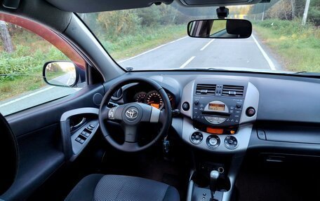 Toyota RAV4, 2006 год, 1 260 000 рублей, 15 фотография