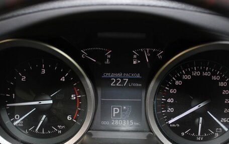 Toyota Land Cruiser 200, 2012 год, 3 250 000 рублей, 10 фотография