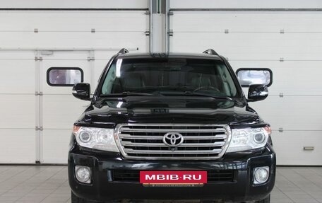 Toyota Land Cruiser 200, 2012 год, 3 250 000 рублей, 2 фотография