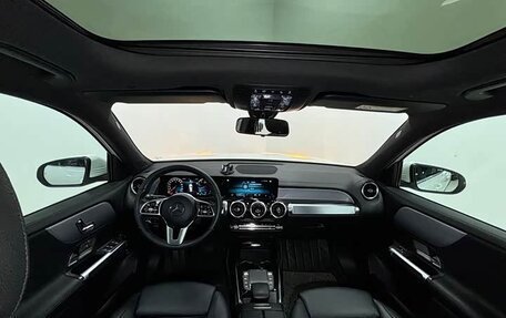 Mercedes-Benz GLB, 2021 год, 2 430 000 рублей, 11 фотография