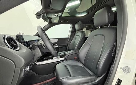 Mercedes-Benz GLB, 2021 год, 2 430 000 рублей, 9 фотография