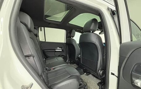 Mercedes-Benz GLB, 2021 год, 2 430 000 рублей, 20 фотография