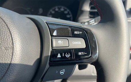 Honda Vezel, 2026 год, 2 310 000 рублей, 21 фотография