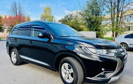 Mitsubishi Outlander III рестайлинг 3, 2016 год, 1 450 000 рублей, 3 фотография