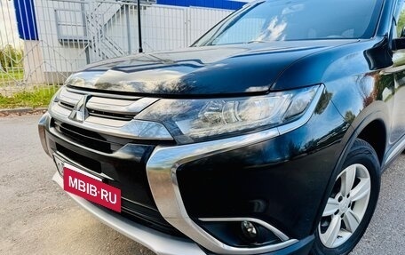 Mitsubishi Outlander III рестайлинг 3, 2016 год, 1 450 000 рублей, 2 фотография