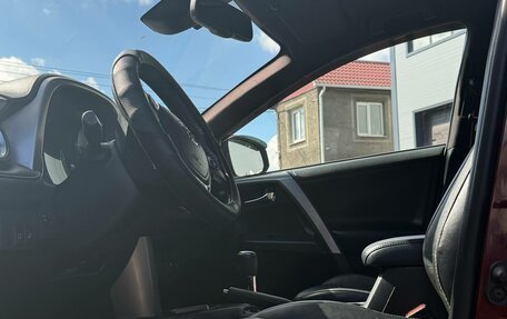 Toyota RAV4, 2018 год, 2 650 000 рублей, 11 фотография