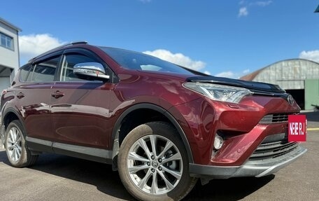 Toyota RAV4, 2018 год, 2 650 000 рублей, 4 фотография