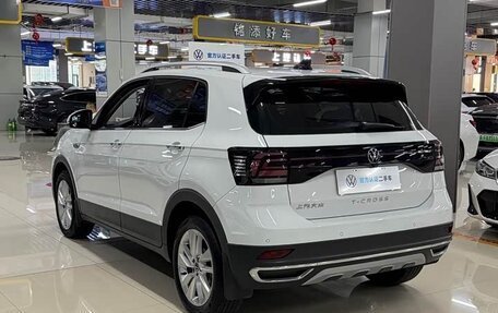 Volkswagen T-Cross I, 2023 год, 1 270 000 рублей, 4 фотография