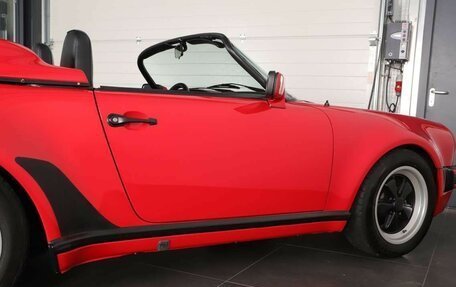 Porsche 911, 1989 год, 17 650 000 рублей, 39 фотография