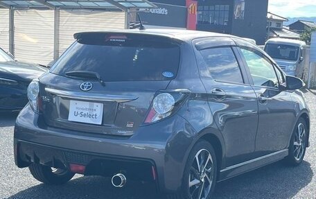 Toyota Vitz, 2019 год, 990 000 рублей, 3 фотография