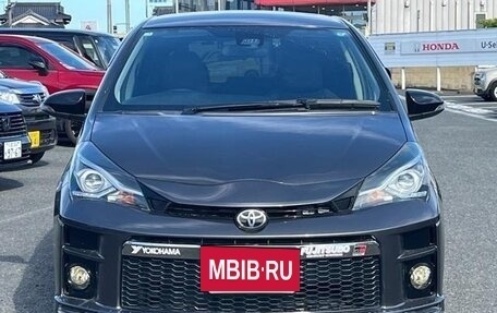 Toyota Vitz, 2019 год, 990 000 рублей, 2 фотография