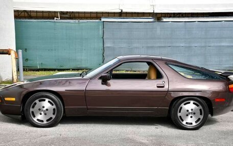 Porsche 928, 1988 год, 6 640 000 рублей, 8 фотография