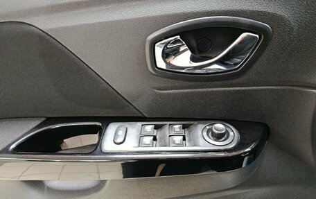 Renault Kaptur I рестайлинг, 2018 год, 1 700 000 рублей, 17 фотография