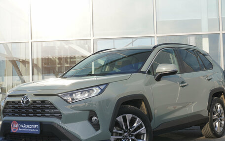 Toyota RAV4, 2019 год, 3 420 000 рублей, 1 фотография