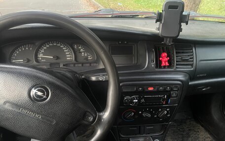 Opel Vectra B рестайлинг, 1995 год, 85 000 рублей, 6 фотография