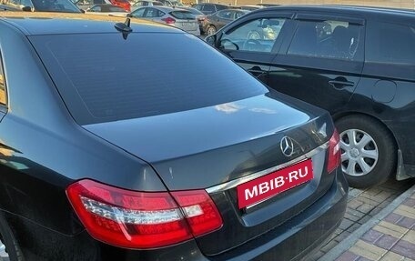 Mercedes-Benz E-Класс, 2011 год, 1 150 000 рублей, 3 фотография