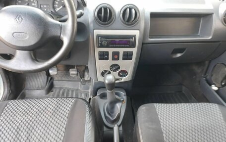 Renault Logan I, 2006 год, 150 000 рублей, 6 фотография