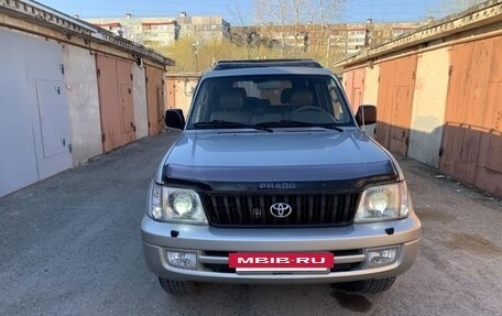 Toyota Land Cruiser Prado 90 рестайлинг, 2001 год, 1 380 000 рублей, 2 фотография